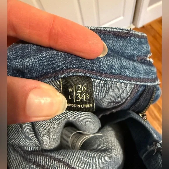 Abercrombie & Fitch Classic Blue Flared Women Jeans - Picture 2 of 6